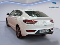 Usado Hyundai i30 120 CV (88 kW) 2020 Blanco Berlina