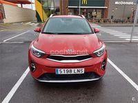 Usado Kia Stonic 120 CV (88 kW) 2021 Rojo SUV
