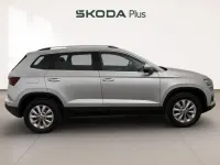 Usado Skoda Karoq Ambition 150 CV (110 kW) 2022 Gris plata SUV