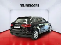 Usado Audi A3 Sportback Attraction 105 CV (77 kW) 2015 Negro Utilitario
