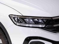 Usado VW T-Roc R-line 150 CV (110 kW) 2022 Blanco, y punto SUV