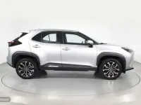 Usado Toyota Yaris Cross Active 116 CV (85 kW) 2022 Gris SUV