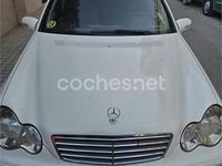 Usado Mercedes C200 Classic 122 CV (89 kW) 2007 Blanco Familiar