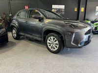 Usado Toyota Yaris Cross Active 116 CV (85 kW) 2023 Gris / plata SUV