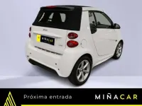 Usado Smart ForTwo Cabrio Passion 71 CV (52 kW) 2014 Blanco Descapotable