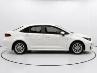 Usado Toyota Corolla Style 140 CV (102 kW) 2023 Blanco Berlina