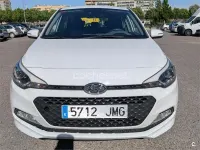 Usado Hyundai i20 84 CV (61 kW) 2016 Blanco Berlina