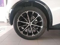 Begagnad Renault 5 E-Tech Iconic 88 kW (120 HK) 2025 Vit Sedan