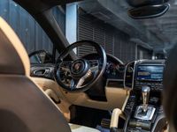 Usado Porsche Cayenne S E-Hybrid 416 CV (305 kW) 2016 Negro SUV