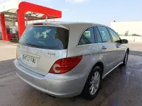 Usado Mercedes R320 224 CV (164 kW) 2008 Gris / plata Familiar