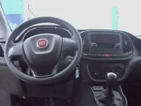 Usado Fiat Doblò 95 CV (69 kW) 2019 Blanco Monovolumen