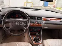 Usado Audi A6 165 CV (121 kW) 2001 Azul Berlina