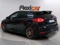 Käytetty Ford Focus ST-Line 125 HP (91 kW) 2016 Musta Sedan