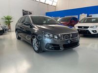 Usado Peugeot 308 SW Allure 130 CV (95 kW) 2021 Gris / plata Familiar