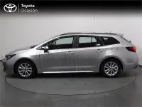 Usado Toyota Corolla Active 140 CV (102 kW) 2025 Gris / plata Familiar