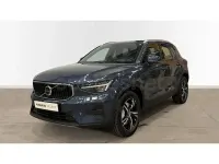 Ny Volvo XC40 Core 163 HK (119 kW) 2025 Blå SUV