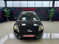 Käytetty Fiat Punto Lounge 77 HP (56 kW) 2013 Musta Viistoperä