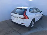 Usado Volvo XC60 Momentum 150 CV (110 kW) 2020 Blanco SUV
