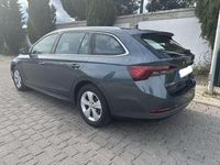 Usado Skoda Octavia Ambition 150 CV (110 kW) 2021 Gris Familiar
