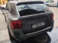 Usado Porsche Cayenne Turbo 450 CV (330 kW) 2004 Gris / plata SUV