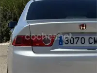 Usado Honda Accord Comfort 155 CV (114 kW) 2003 Gris / plata Berlina