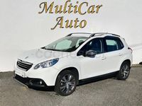 Usado Peugeot 2008 Allure 100 CV (73 kW) 2015 Blanco SUV