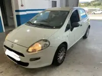 Usado Fiat Punto Pop 75 CV (55 kW) 2012 Blanco Utilitario