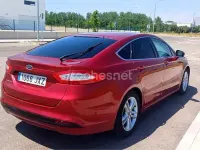 Usado Ford Mondeo Titanium 160 CV (117 kW) 2017 Granate Berlina