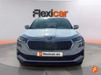 Usado Skoda Karoq Ambition 150 CV (110 kW) 2023 Blanco SUV