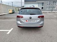 Usado VW Passat Executive 122 CV (89 kW) 2021 Gris / plata Familiar