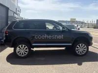 Usado VW Touareg 225 CV (165 kW) 2007 Negro SUV