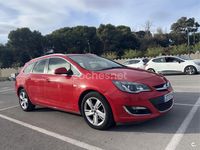 Usado Opel Astra Sportive 165 CV (121 kW) 2013 Rojo Familiar