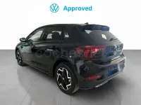 Usado VW Polo R-line 116 CV (85 kW) 2025 Negro Utilitario