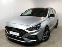 Usado Hyundai i30 N Line 120 CV (88 kW) 2023 Gris / plata Berlina