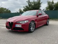 Usado Alfa Romeo Giulia Executive 180 CV (132 kW) 2018 Rojo Berlina