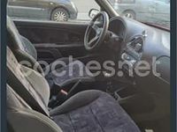 Usado Citroën Saxo 90 CV (66 kW) 1998 Rojo Utilitario