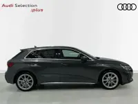 Usado Audi A3 S-Line 150 CV (110 kW) 2025 Gris / plata Berlina