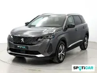 Usado Peugeot 5008 Allure 136 CV (100 kW) 2024 Gris SUV