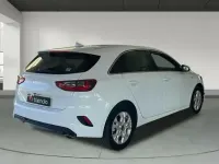 Usado Kia Ceed 120 CV (88 kW) 2023 Blanco Utilitario