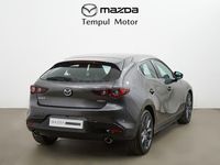 Usado Mazda 3 Center-Line 140 CV (102 kW) 2025 Gris / plata Berlina