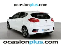 Begagnad Kia Ceed 120 HK (88 kW) 2018 Vit Halvkombi