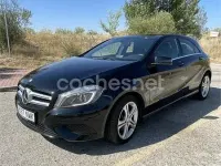 Usado Mercedes A180 Style 122 CV (89 kW) 2014 Negro Utilitario