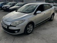 Usado Renault Mégane III Dynamique 130 CV (95 kW) 2012 Gris