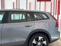 Usado Volvo V60 CC 150 CV (110 kW) 2020 Gris Familiar