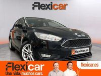 Usado Ford Focus Trend 100 CV (73 kW) 2017 Negro Berlina