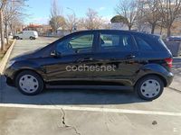 Usado Mercedes B180 109 CV (80 kW) 2008 Negro Monovolumen