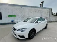 Usado Seat Leon Style 130 CV (95 kW) 2018 Blanco Berlina