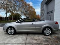Usado Ford Focus Cabriolet Titanium 136 CV (100 kW) 2009 Gris Descapotable