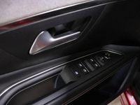 Usado Peugeot 3008 GT 130 CV (95 kW) 2022 Rojo SUV