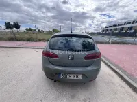 Usado Seat Leon Stylance 105 CV (77 kW) 2006 Gris / plata Utilitario